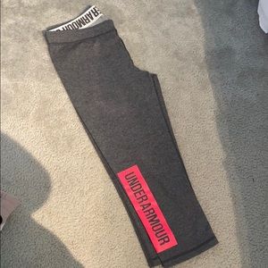 Under Armour cropped leggings